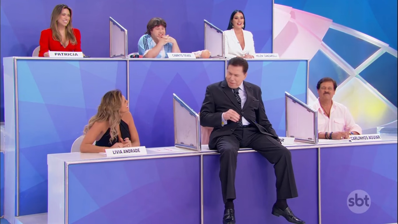Silvio Santos sentou na bancada do Jogo dos Pontinhos