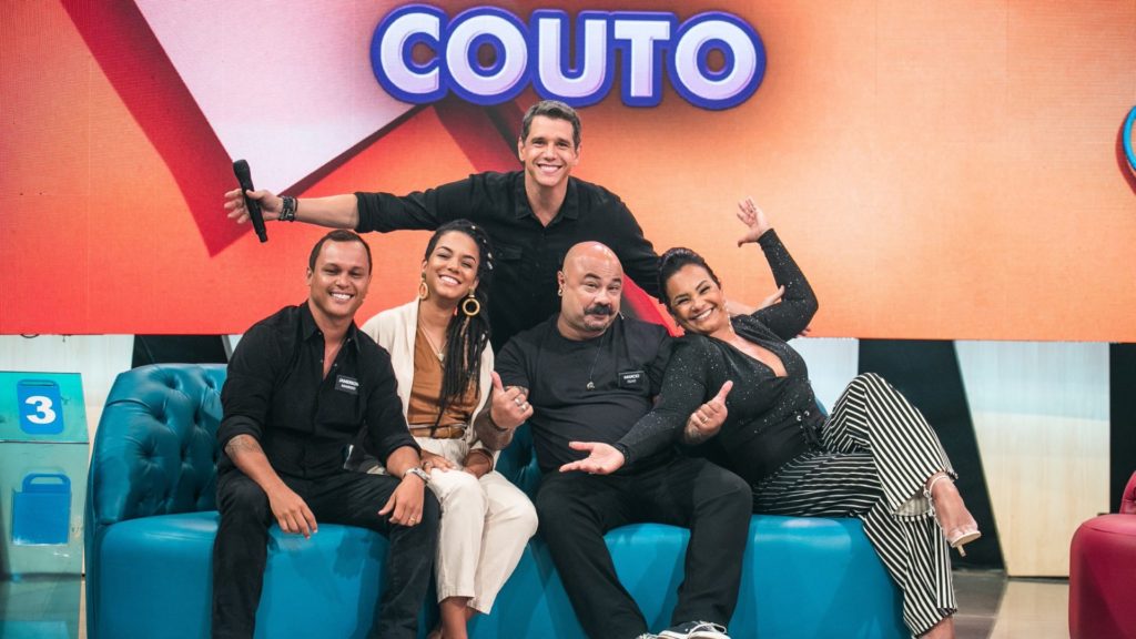 Márcio Garcia recebe Solange Couto e família no programa Tamanho Família