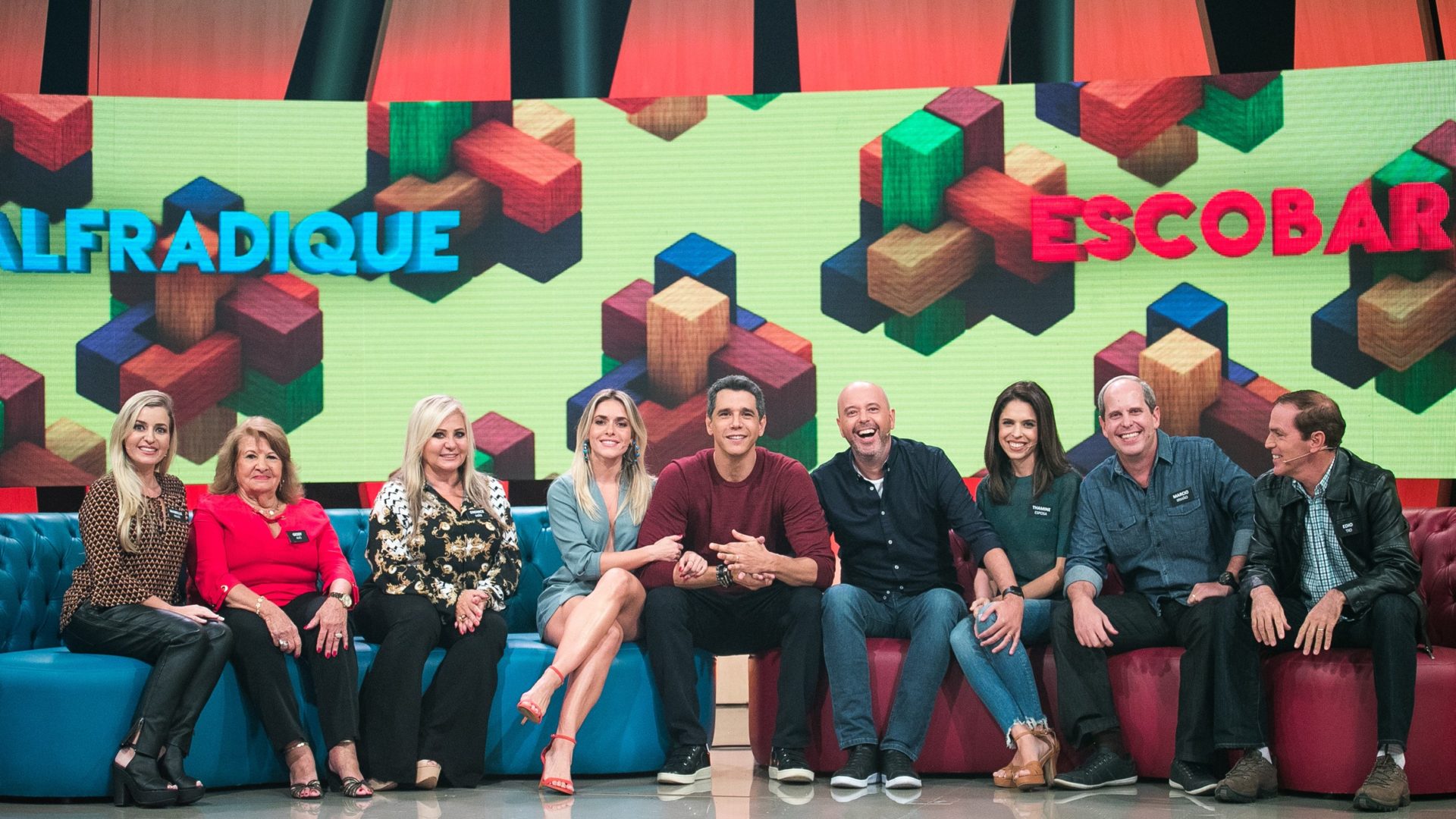 Márcio Garcia recebe Alex Escobar, Monique Alfradique e suas famílias