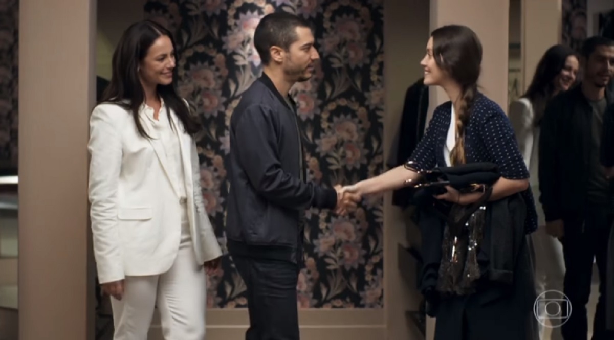 Virgínia (Paolla Oliveira), Camilo (Lee Taylor) e Fabiana (Nathalia Dill), de A Dona do Pedaço