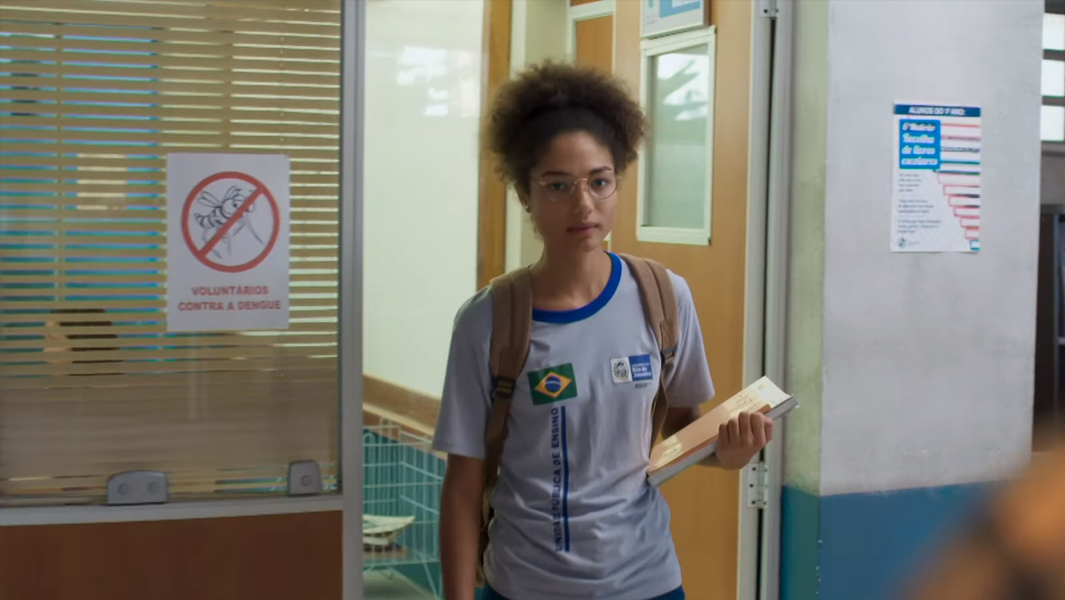 Alice (Bruna Inocencio) em Bom Sucesso