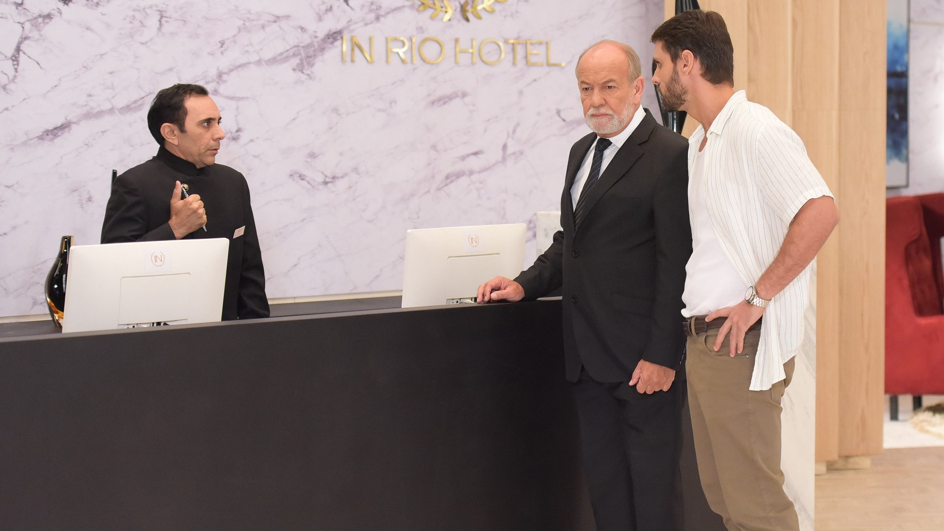 Antonio (Felipe Cunha), Walter (César Pezzuoli) e José (Marcos Holanda) em Topíssima