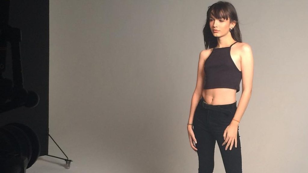 Atriz Gabrielle Joie também trabalha como modelo