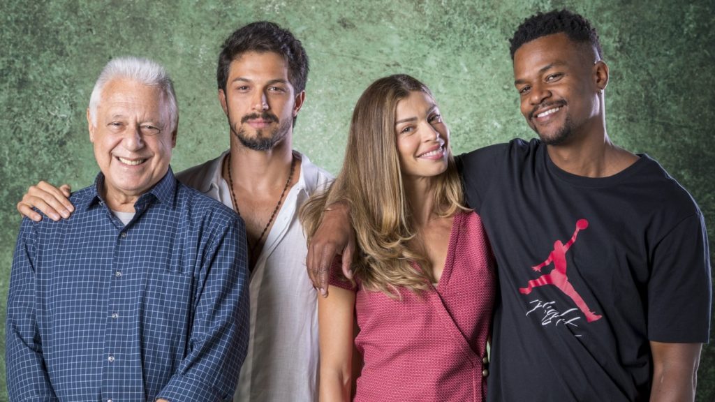 Alberto, Marcos, Paloma e Ramon são os protagonistas de Bom Sucesso