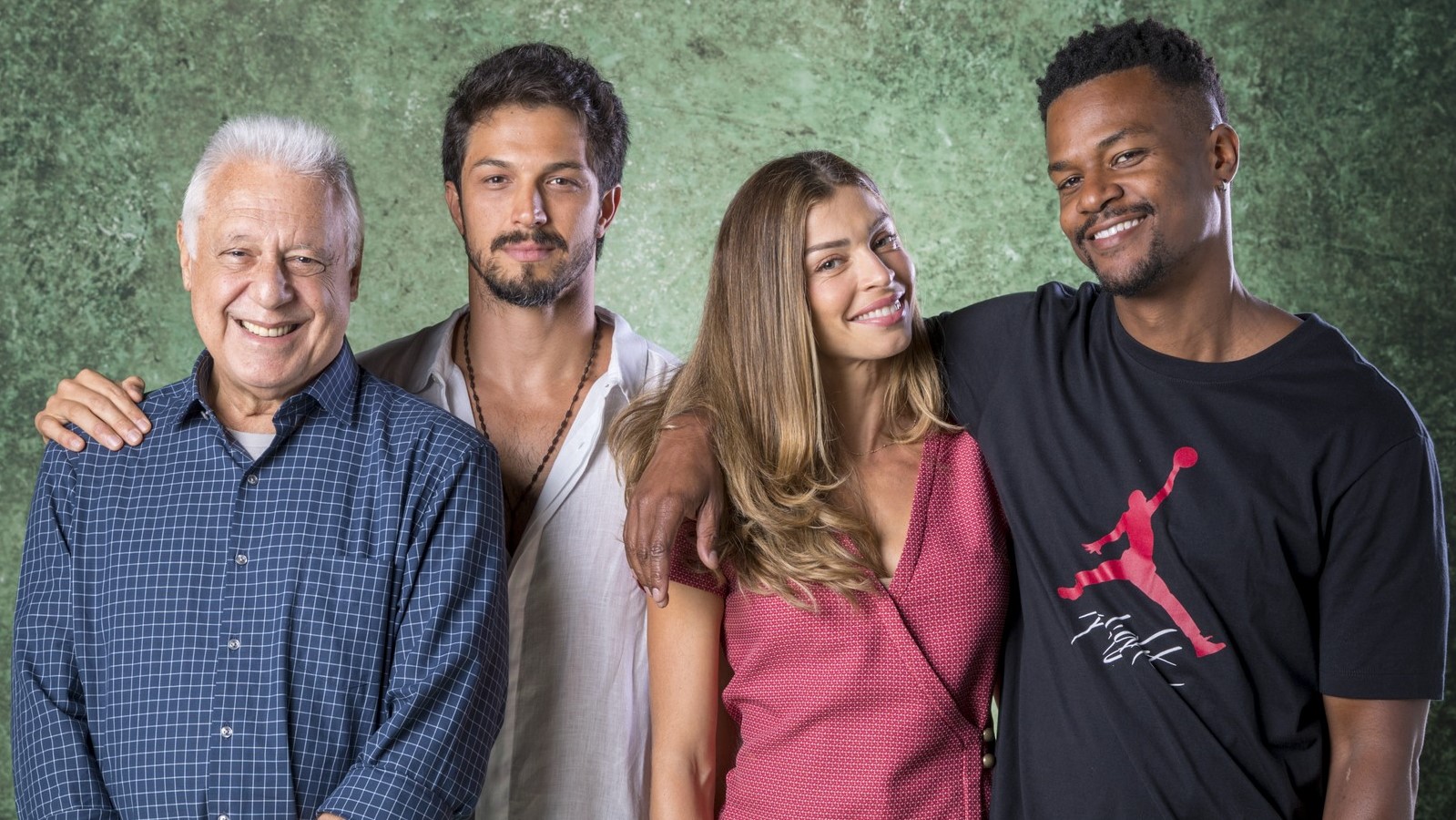 Alberto, Marcos, Paloma e Ramon são os protagonistas de Bom Sucesso