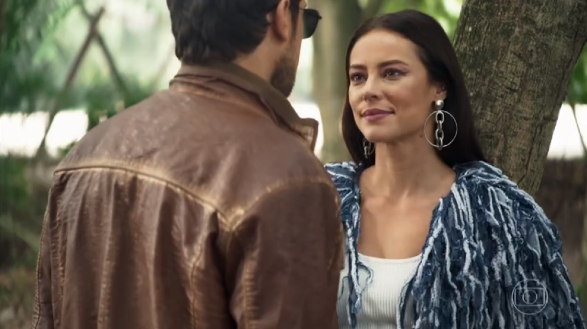 Chiclete (Sérgio Guizé) e Vivi (Paolla Oliveira), de A Dona do Pedaço