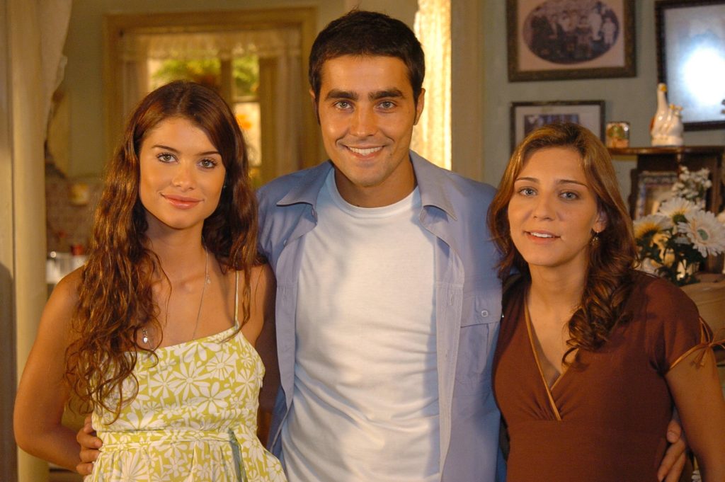 Alinne Moares, Ricardo Pereira e Joana Solnado nos bastidores de Como Uma Onda (Divulgação: Globo)