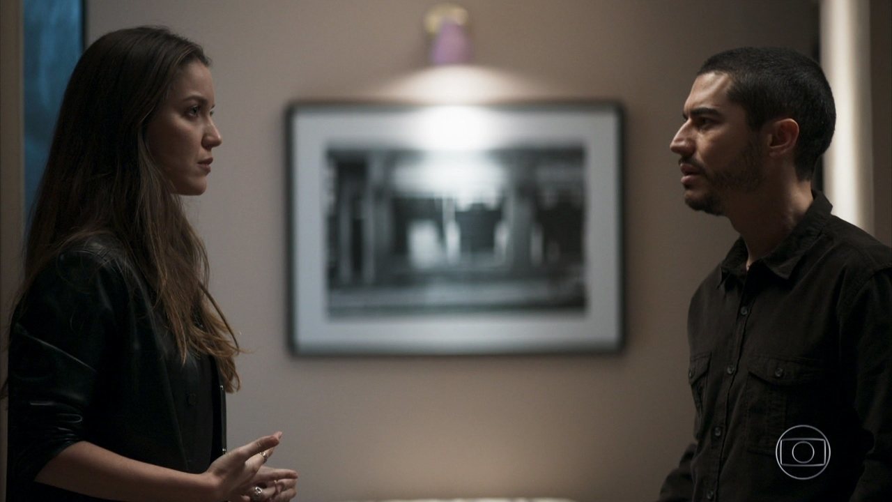 Fabiana (Nathalia Dill) e Camilo (Lee Taylor) em A Dona do Pedaço