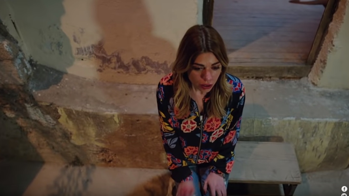 A vilã Efsun (Ceren Moray) terminará pobre, sozinha e atormentada na novela Minha Vida
