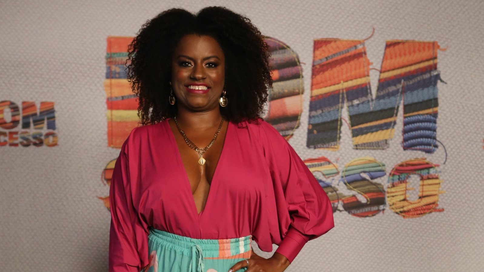Shirley Cruz vive a personagem Gláucia em Bom Sucesso