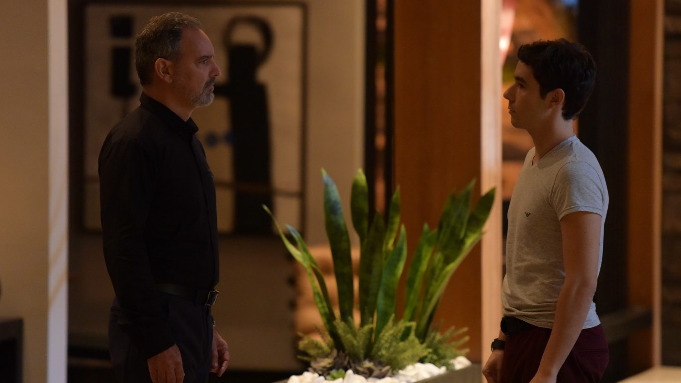 Vitor (Vítor Novello) e Paulo Roberto (Floriano Peixoto) em Topíssima
