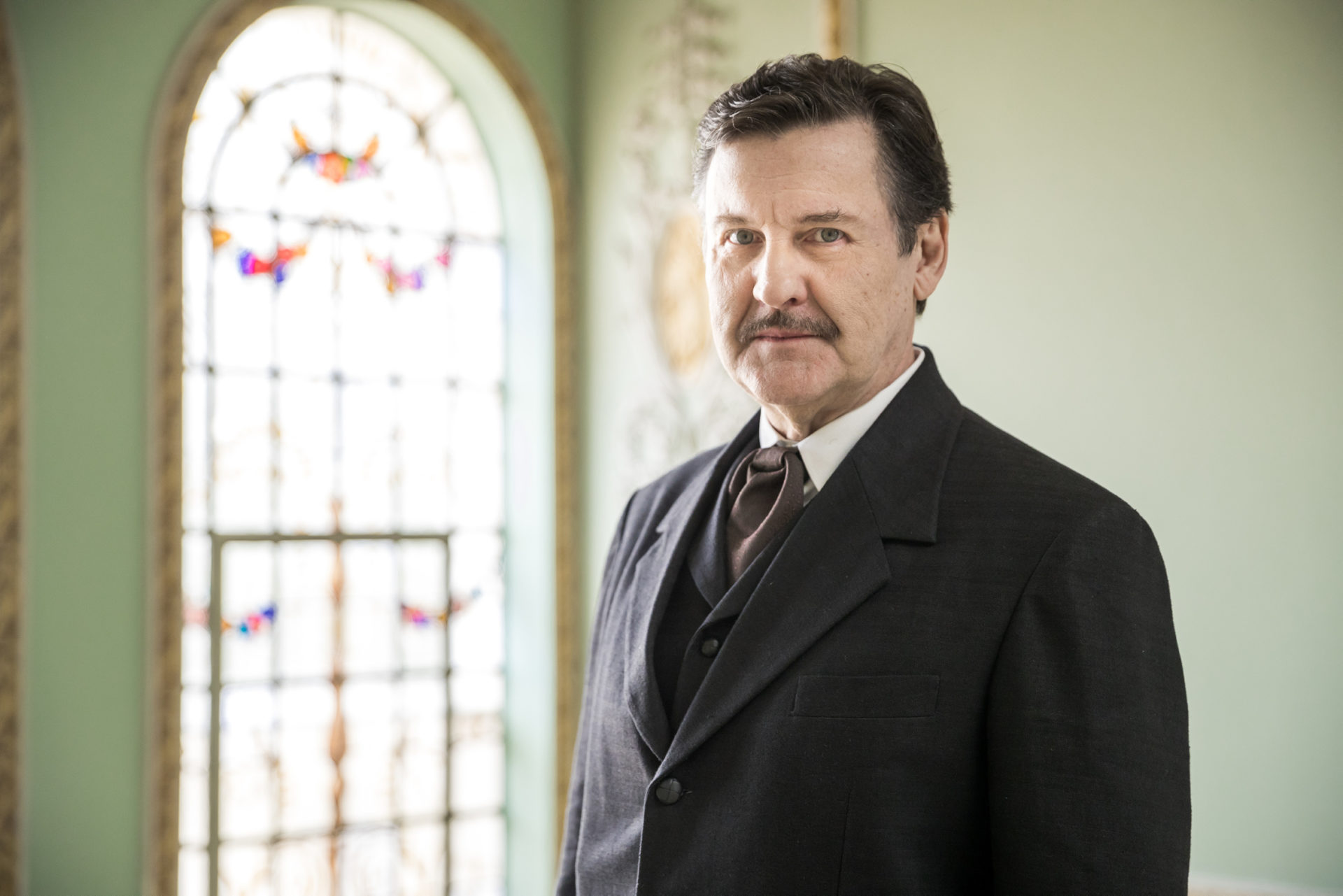 Antonio Calloni vive Júlio em Éramos Seis (Divulgação: TV Globo)