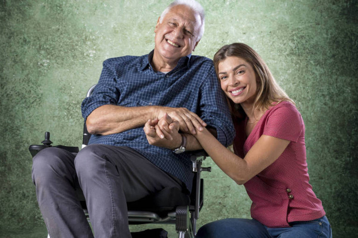 Alberto (Antonio Fagundes) e Paloma (Grazi Massafera) de Bom Sucesso