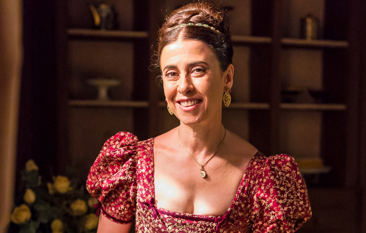 Fernanda Torres interpreta Maria Tereza em Filhos da Pátria.