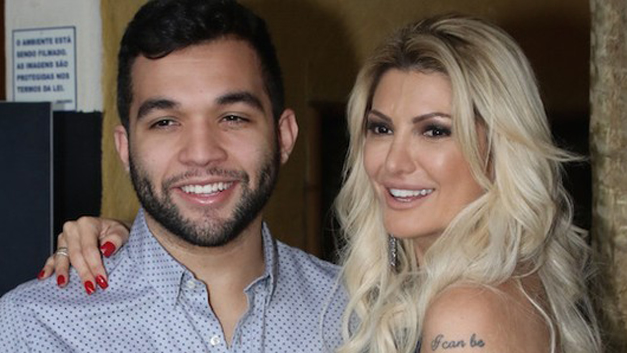Jonathan Costa com sua ex-esposa, Antônia Fontenelle: funkeiro pode estar em A Fazenda 11