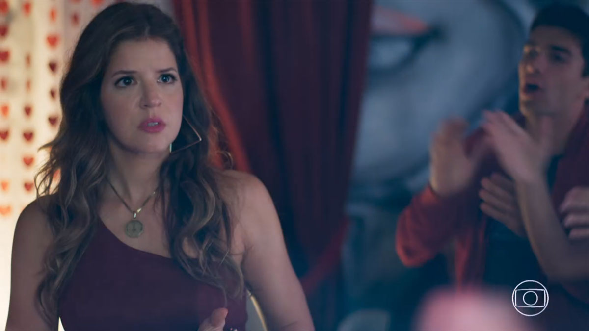 Carla (Mariana Santos) em Malhação