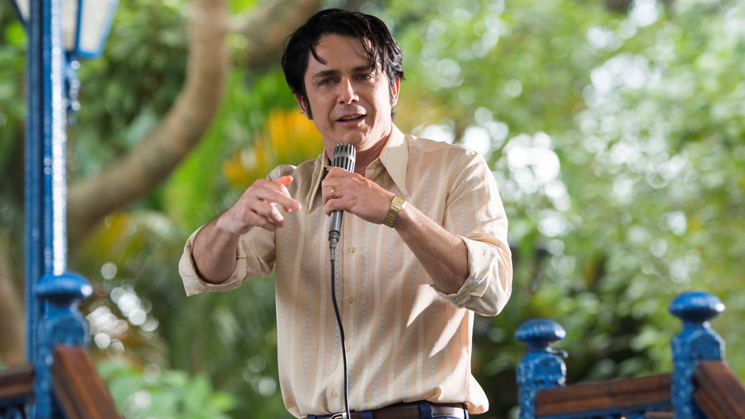 Petrônio Gontijo interpreta o bispo Edir Macedo no filme Nada a Perder