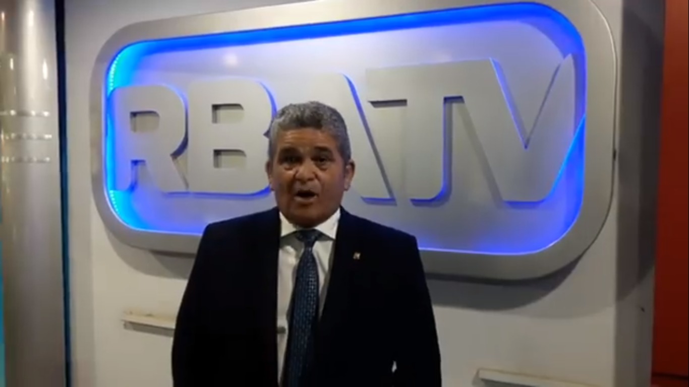 Joaquim Campos, apresentador do programa Metendo Bronca (Reprodução / Facebook)