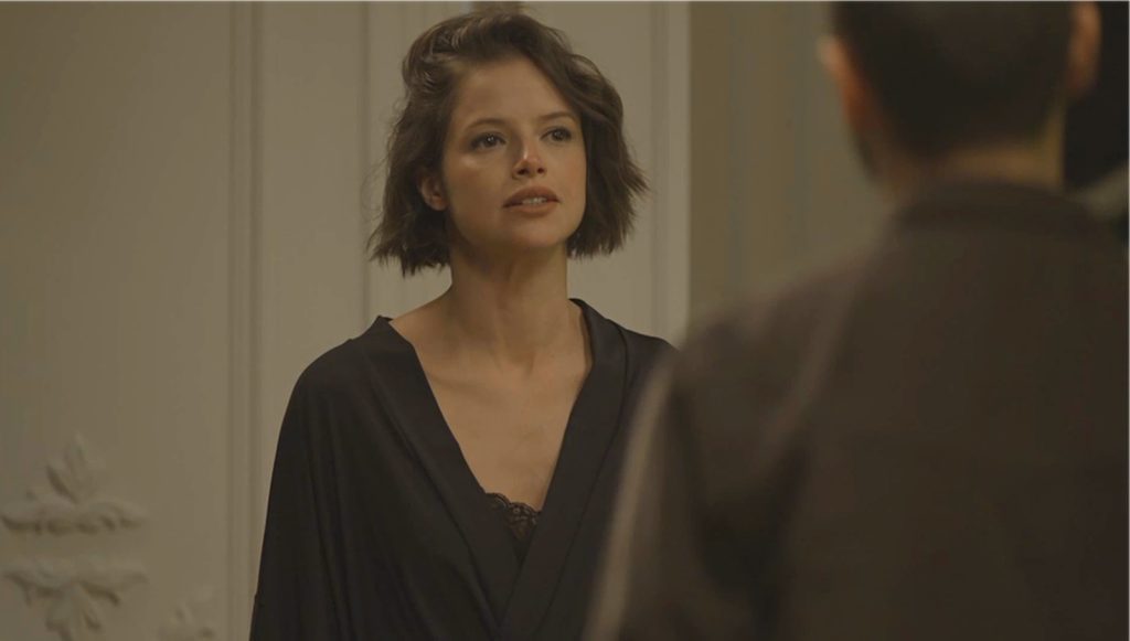 Josiane (Agatha Moreira) em A Dona do Pedaço