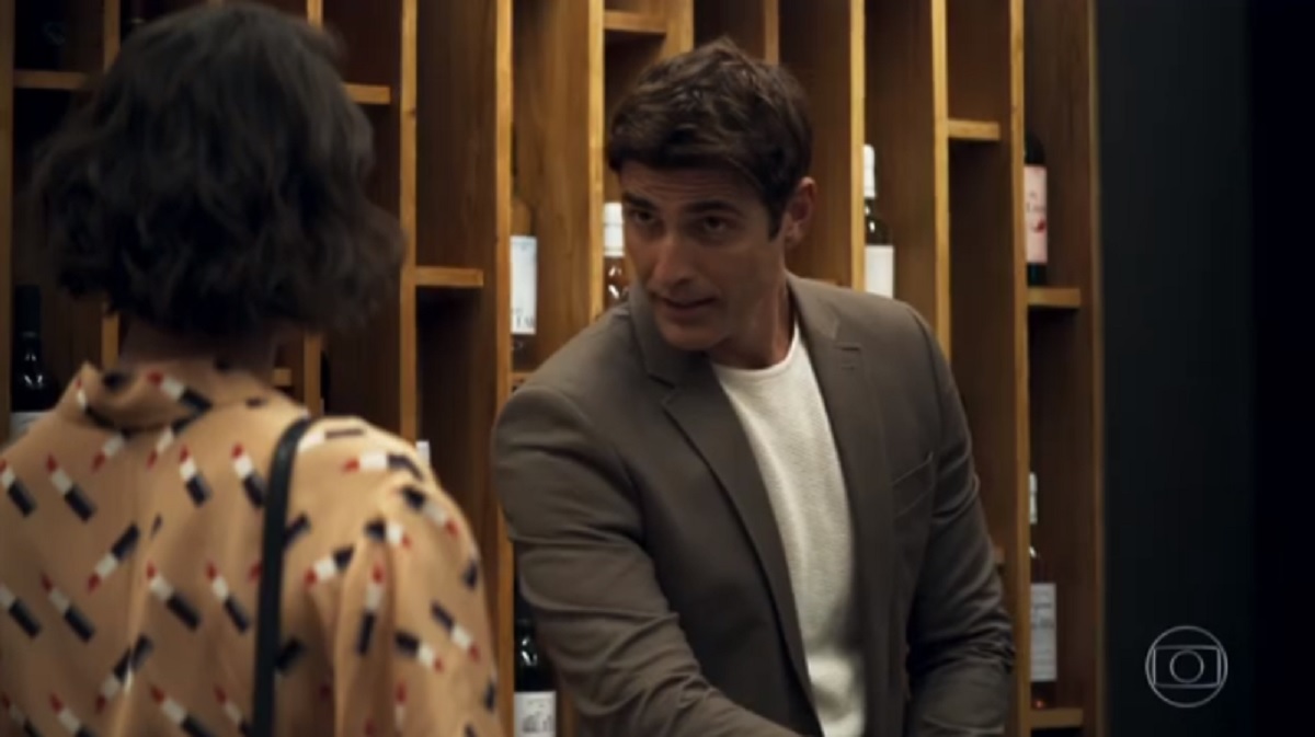 Josiane (Agatha Moreira) e Régis (Reynaldo Gianecchini), de A Dona do Pedaço