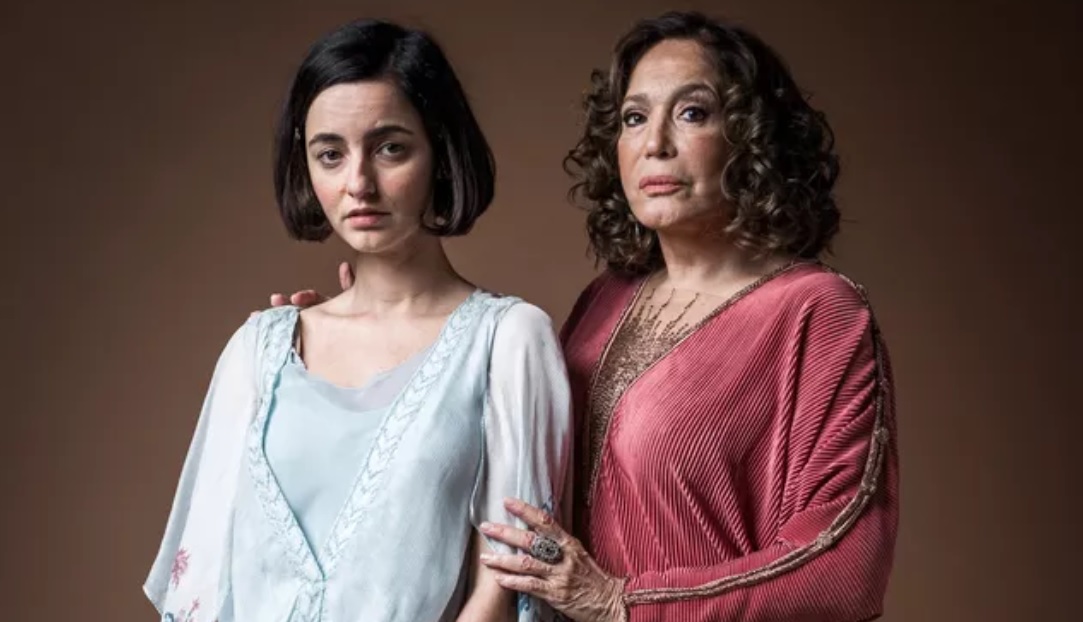 Justina (Julia Stockler) e Emília (Susana Vieira) de Éramos Seis