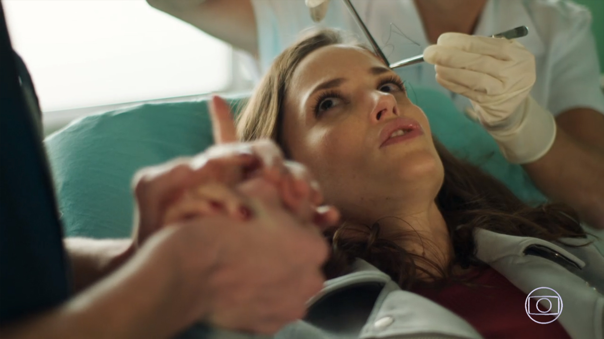 Lara (Rosanne Mulholland) em Malhação