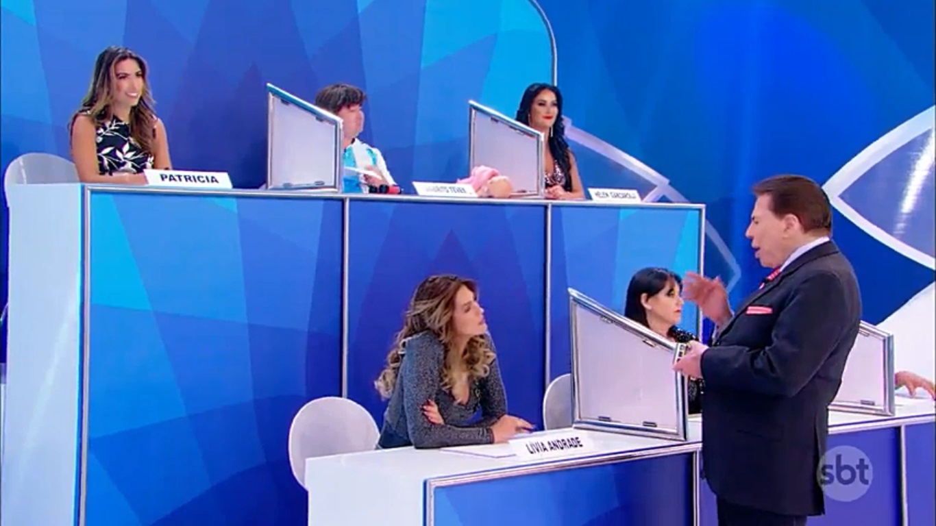 Lívia Andrade e Silvio Santos