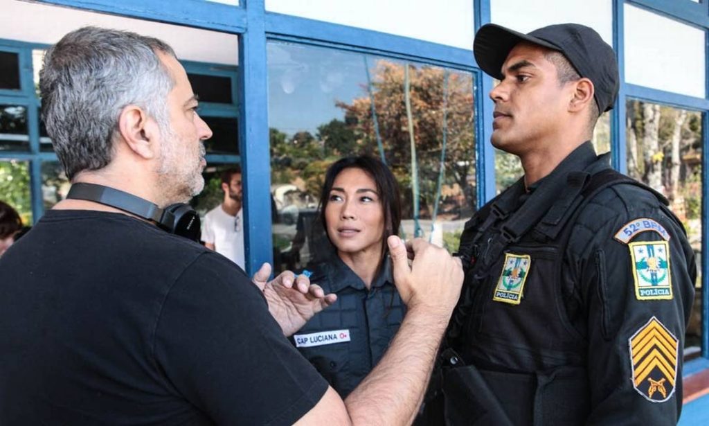 Marcelo Mello Jr. e Daniele Suzuki durante bastidores da gravação de Arcanjo Renegado