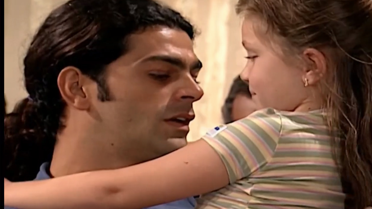 Nando (Eduardo Moscovis) e Sandrinha (Cecília Dassi) em Por Amor