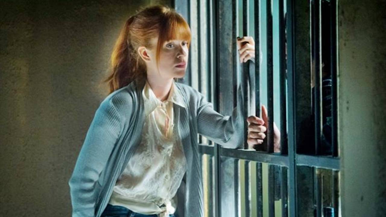 Marina Ruy Barbosa como Luz da Lua, de O Sétimo Guardião