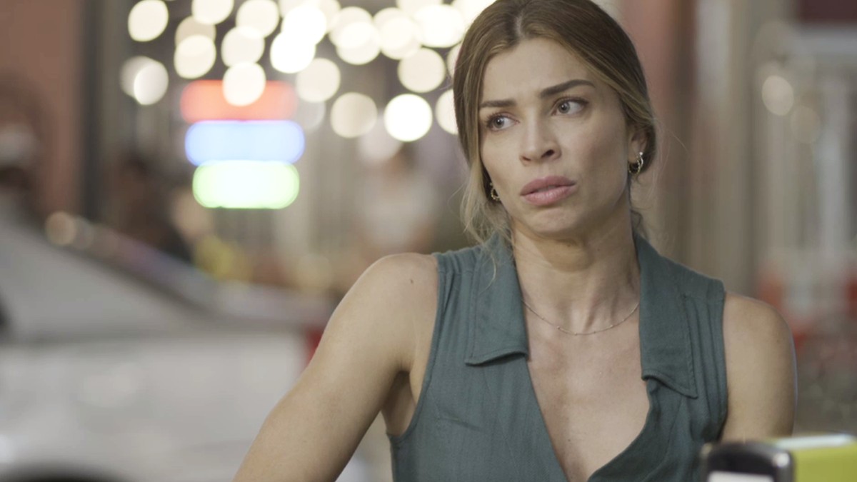 Paloma (Grazi Massafera) em Bom Sucesso