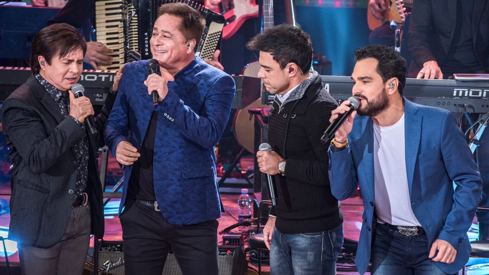 Serginho Groisman homenageia o projeto Amigos no Altas Horas