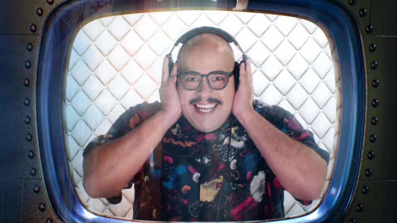 Tiago Abravanel está de volta ao SBT