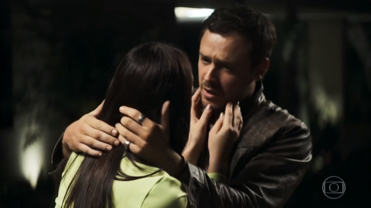 Vivi (Paolla Oliveira) e Chiclete (Sérgio Guizé), de A Dona do Pedaço