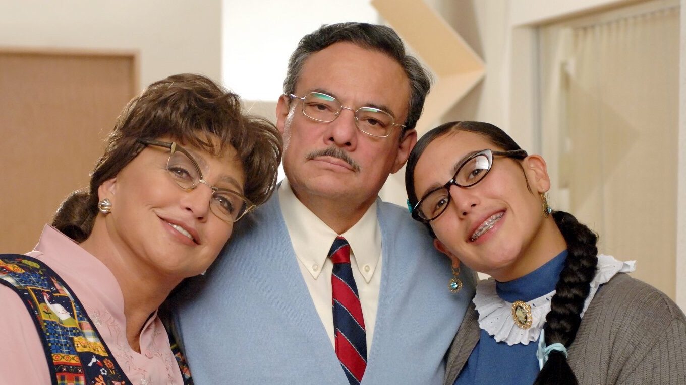 Angélica María, José José e Angélica Vale em A Feia Mais Bela (Divulgação / Televisa)