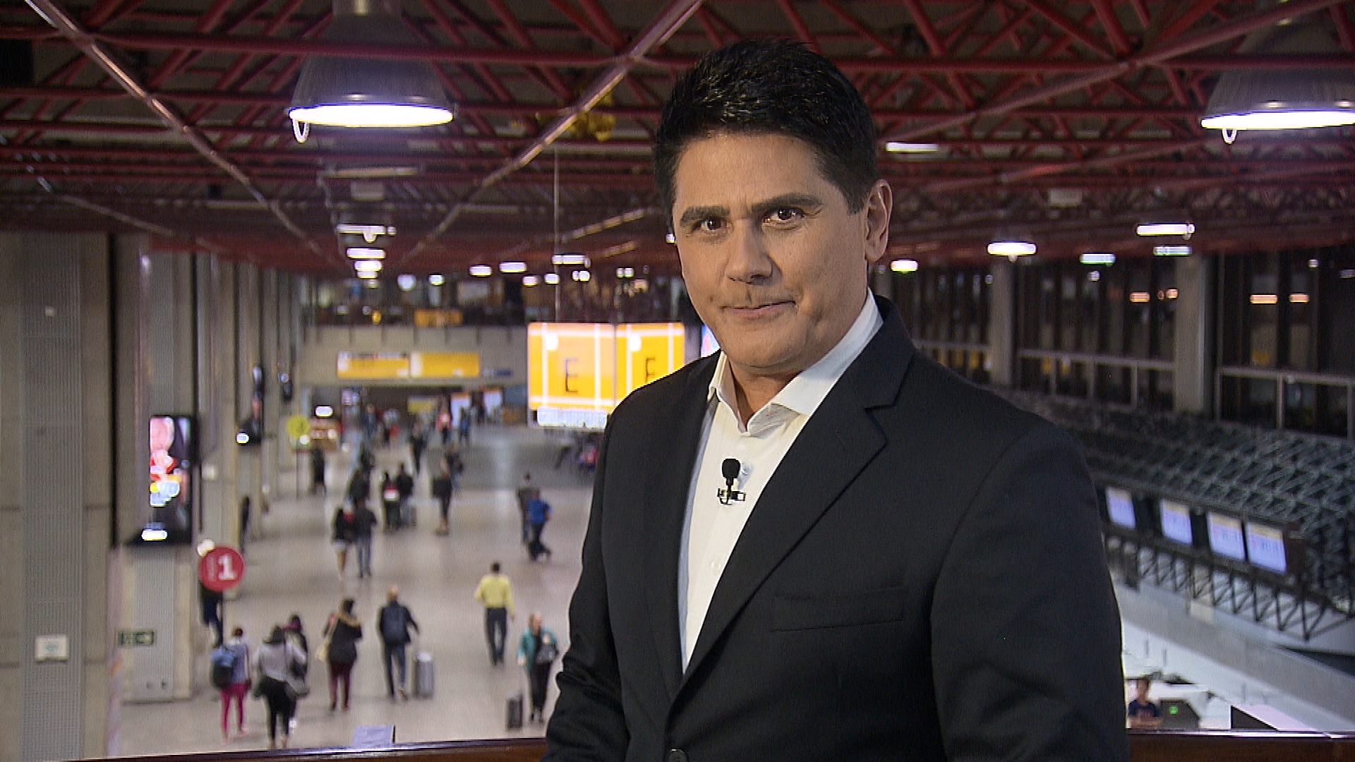 Cesar Filho em Aeroporto: Área Restrita.