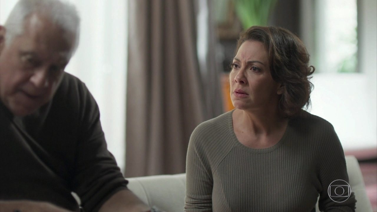 Alberto (Antônio Fagundes) e Nana (Fabiula Nascimento) em Bom Sucesso