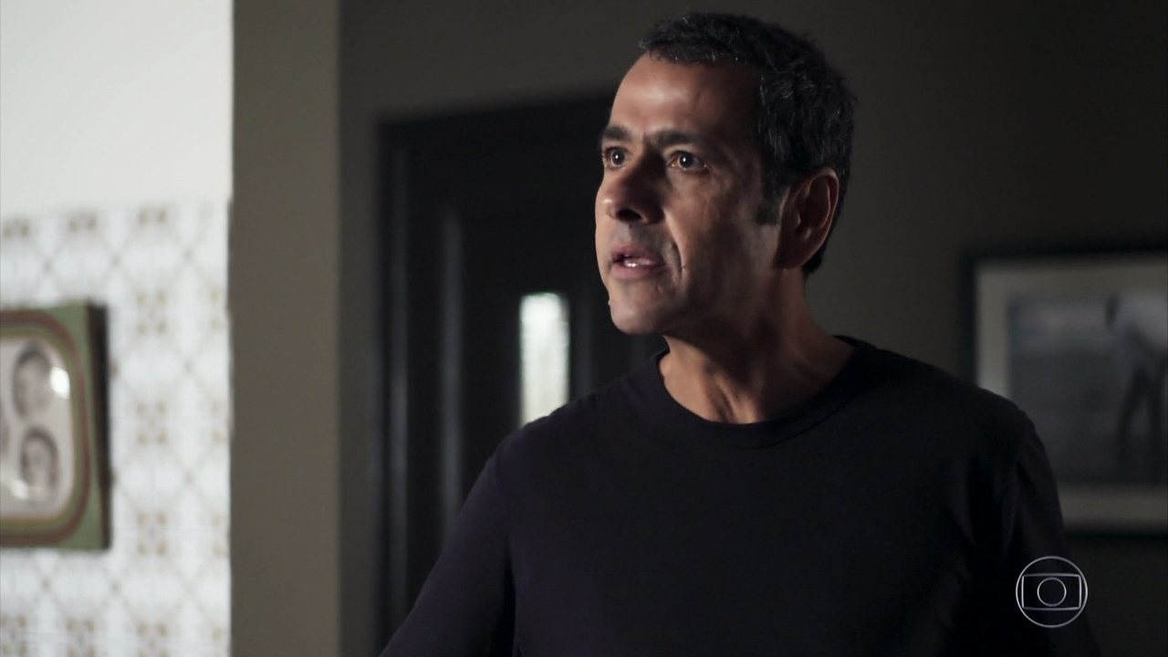 Amadeu (Marcos Palmeira) em A Dona do Pedaço