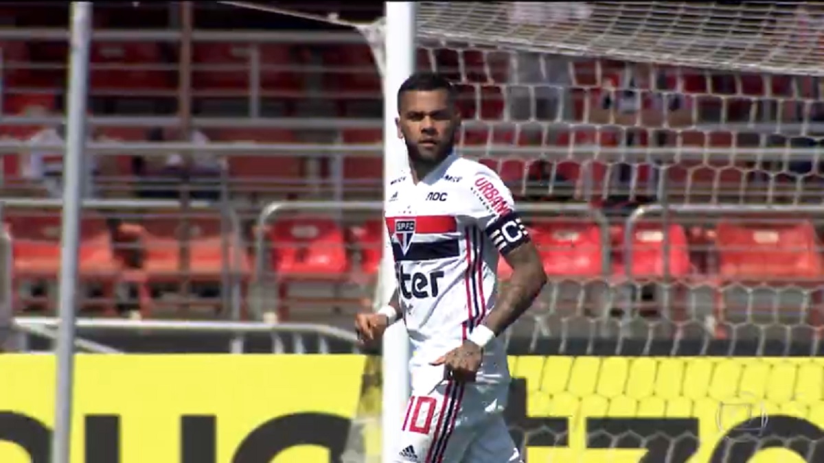 Daniel Alves, do São Paulo