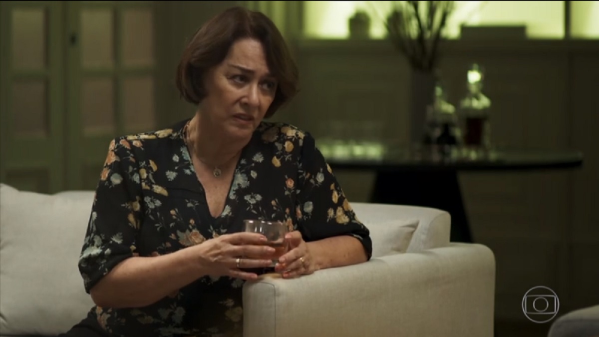 Evelina (Nívea Maria), de A Dona do Pedaço