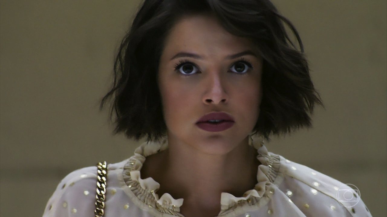 Josiane (Agatha Moreira) em A Dona do Pedaço