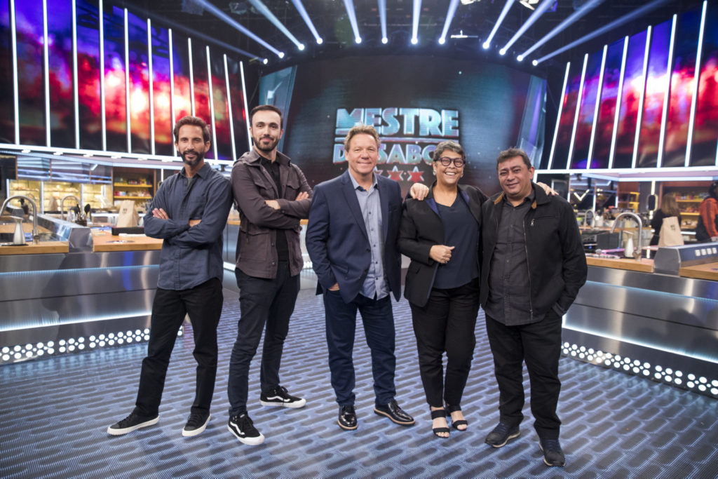 José Avillez, Leo Paixão, Claude Troisgros, Kátia Barbosa e Batista na coletiva do Mestre do Sabor