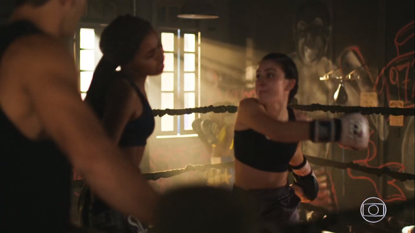 Milena (Giovanna Rispoli) e Jaqueline (Gabz) de Malhação - Toda Forma de Amar