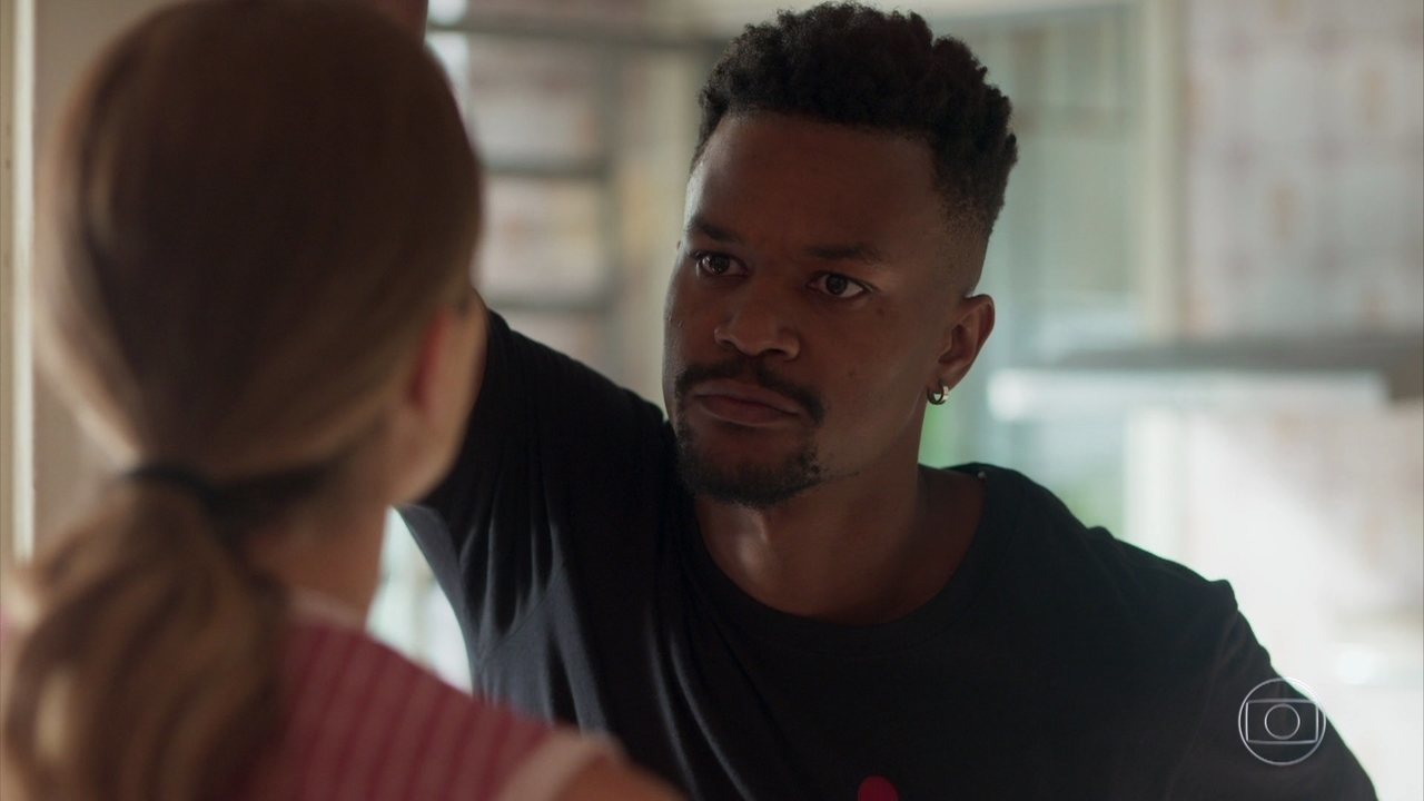 Paloma (Grazi Massafera) e Ramon (David Júnior) em Bom Sucesso