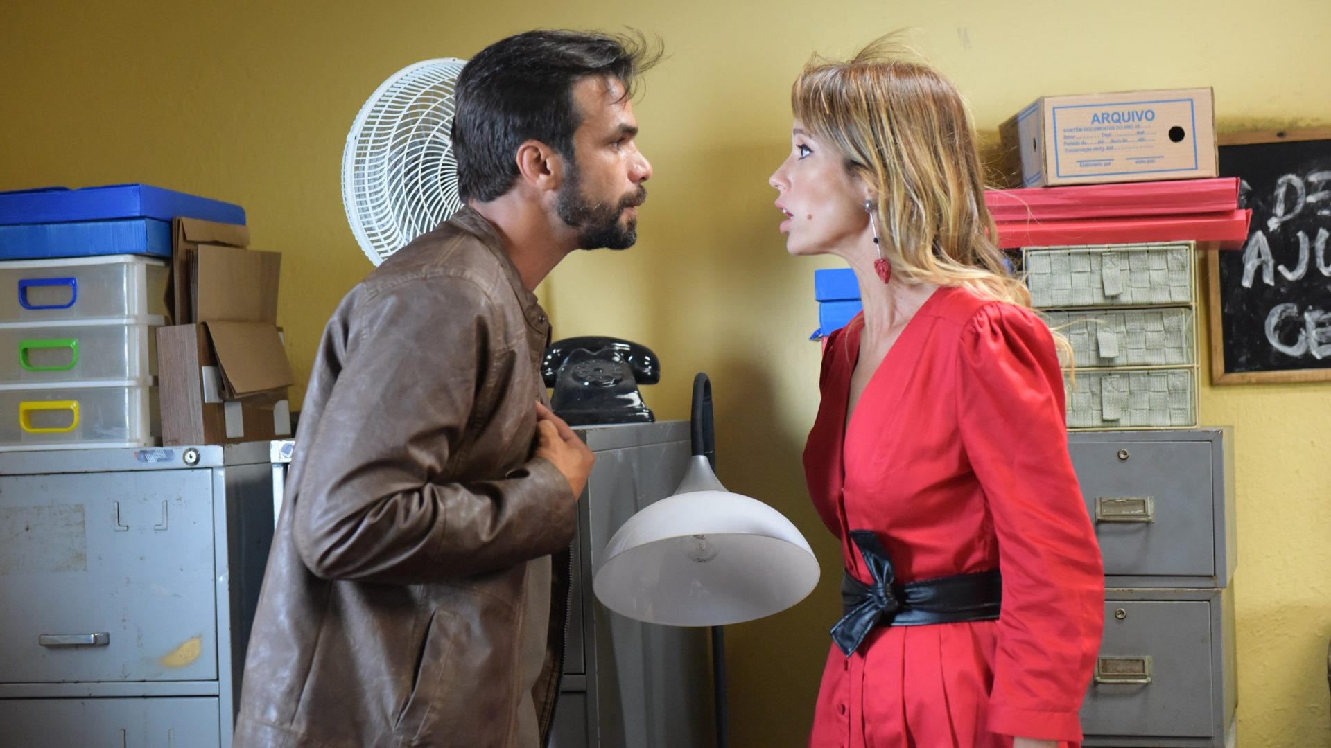 Pedro (Felipe Cardoso) e Yasmim (Juliana Didone) em Topíssima