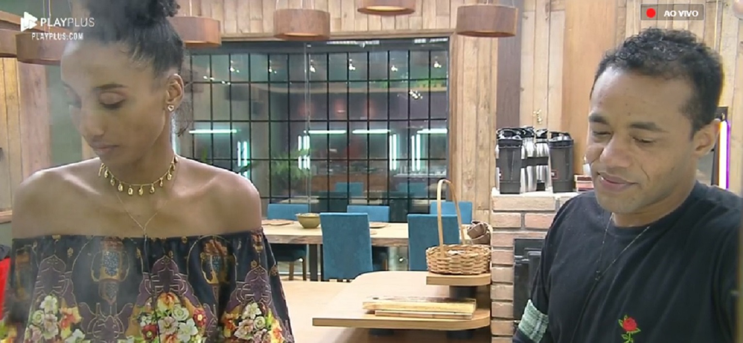 Sabrina e Phellipe em A Fazenda 11