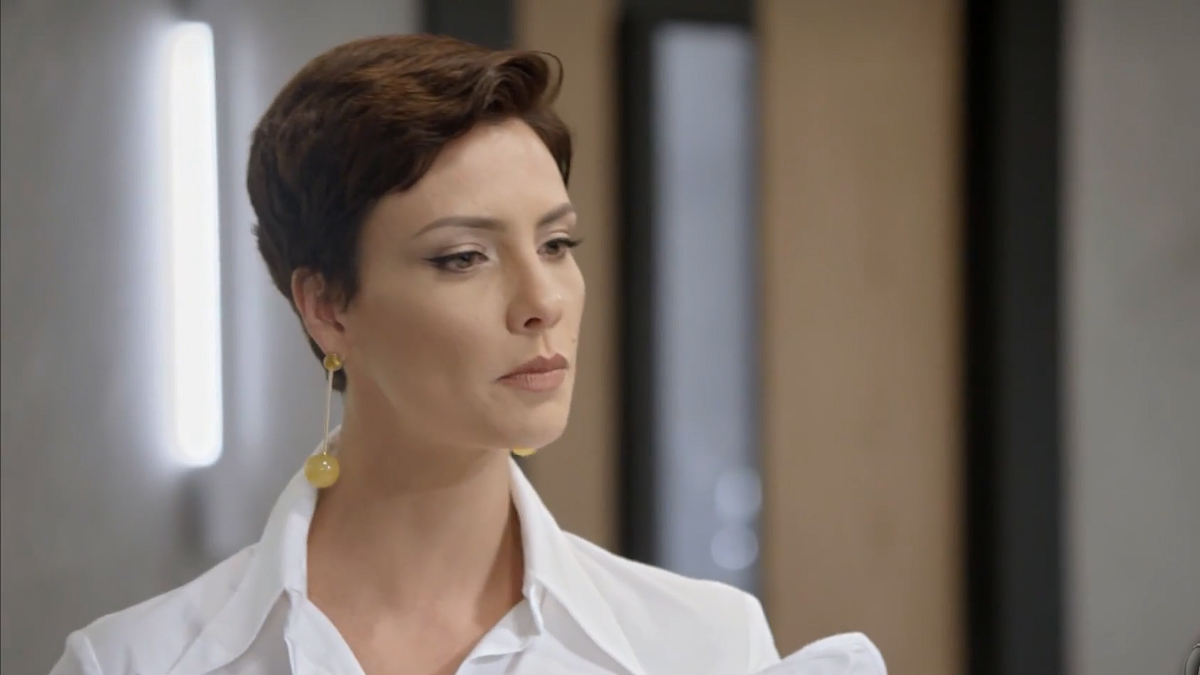 Sophia (Camila Rodrigues) em Topíssima