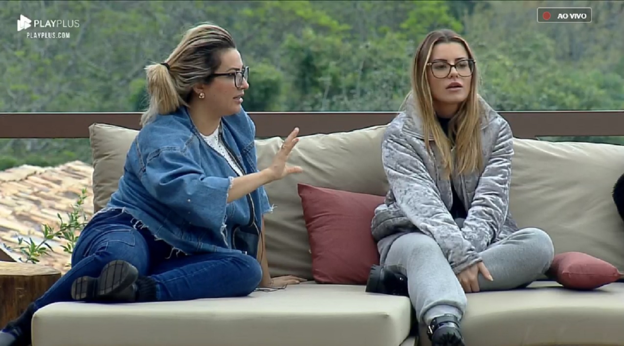 Thayse Teixeira e Aricia Silva em A Fazenda 11