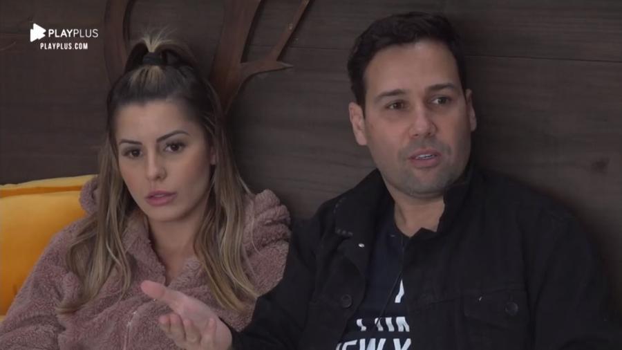 Aricia Silva e Viny Vieira em A Fazenda 11