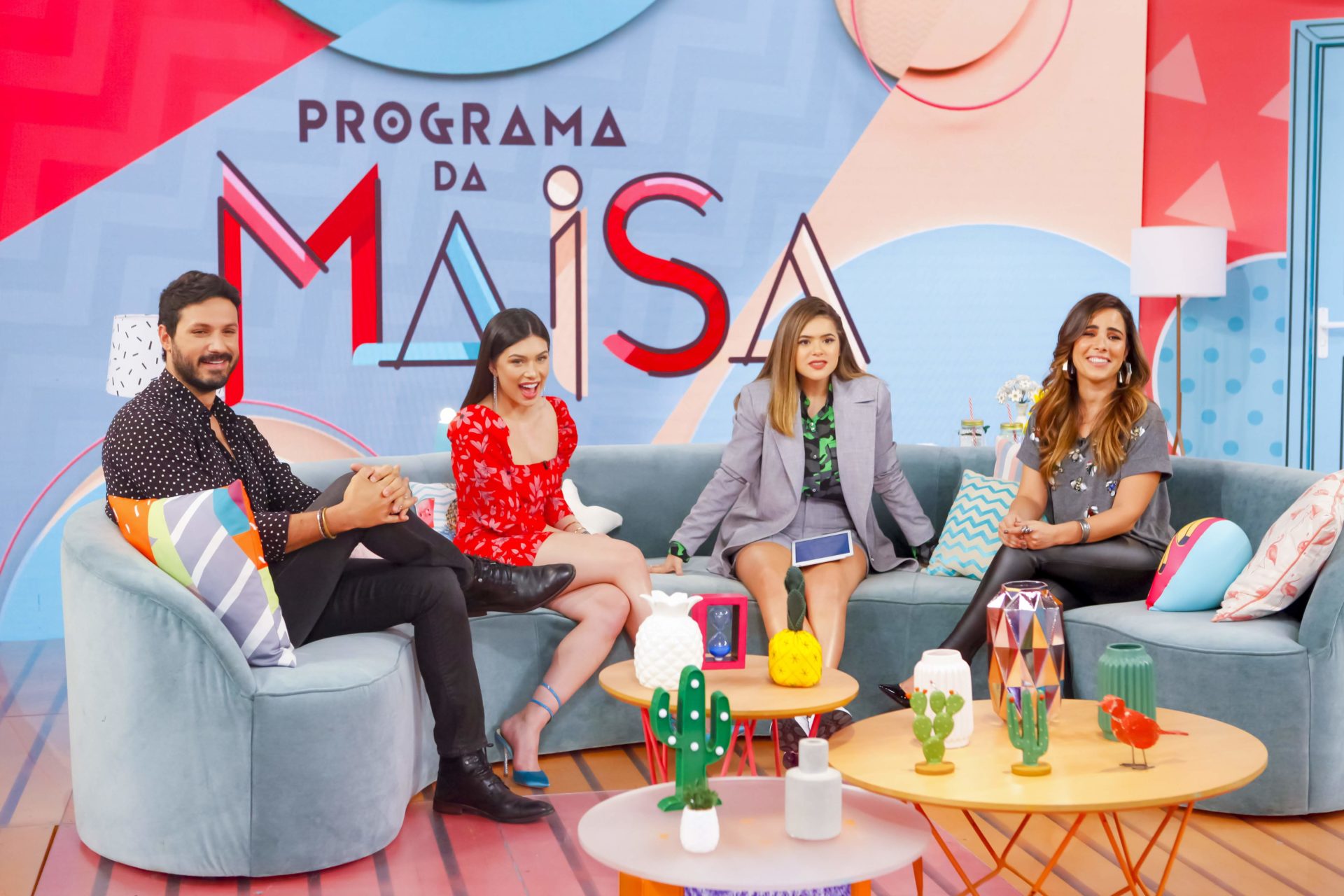 Wanessa Camargo e Flávia Pavanelli no Programa da Maisa.